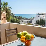 #006 Foxy D By Holidays Lägenhet *